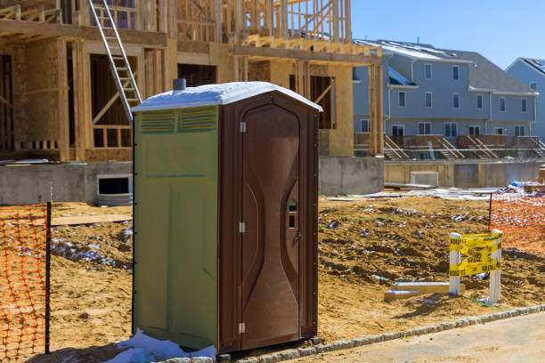 Best Portable restroom trailer rental  in Hanley Hills, MO